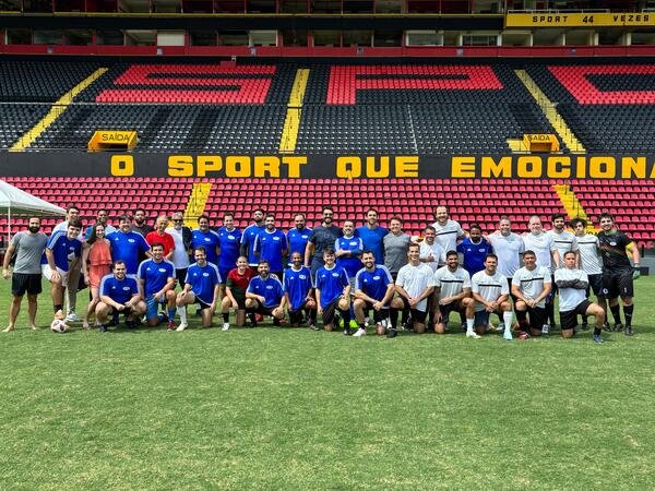 Imagem de capa - Confira as fotos do jogo festivo promovido pela AMEPE