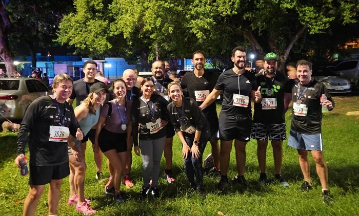 imagem de capa - Juízes e juízas da AMEPE participam da corrida Night Run - Recife. Confira as fotos