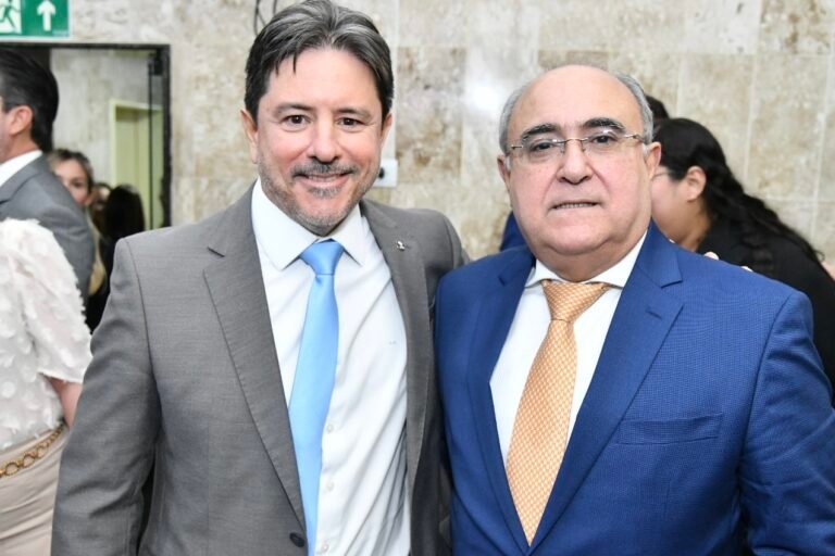 Diretoria da AMEPE marca presença em cerimônia de transmissão do cargo de corregedor-geral