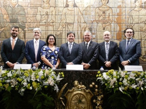 imagem de capa - CGJ-PE celebra seus 53 anos de instalação