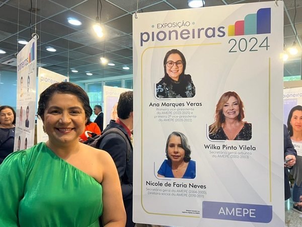imagem de capa - Precursoras em ocuparem as funções de vice-presidente, secretária geral e diretora da AMEPE