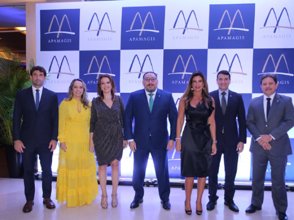 imagem de capa - Presidente da AMEPE representa a entidade na posse da Diretoria Executiva e do Conselho Consultivo da Apamagis