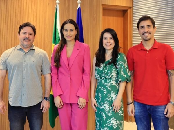 imagem de capa - Presidente da AMEPE visita sede da ASMEGO