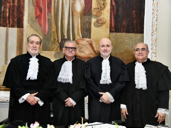 posse_mesa_diretora_2